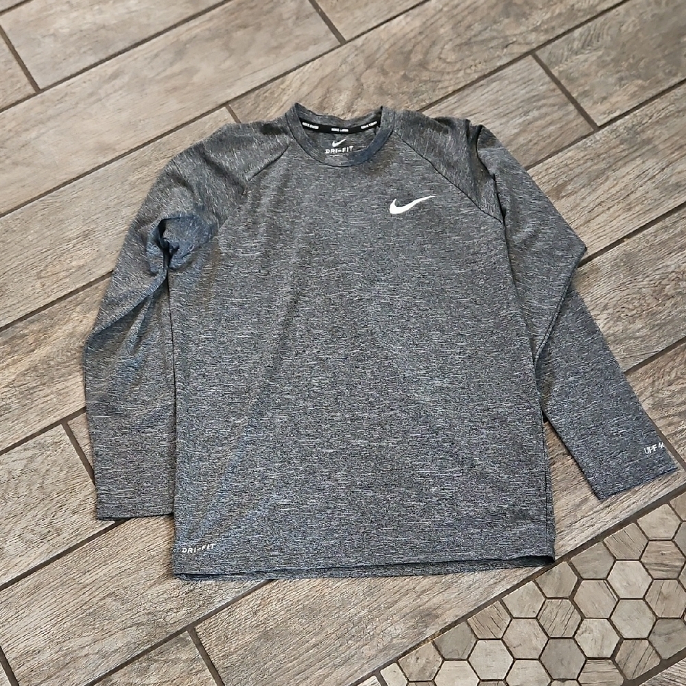 Nike Swim Dri Fit Men's Heathered Gray Long Sleeve Tee